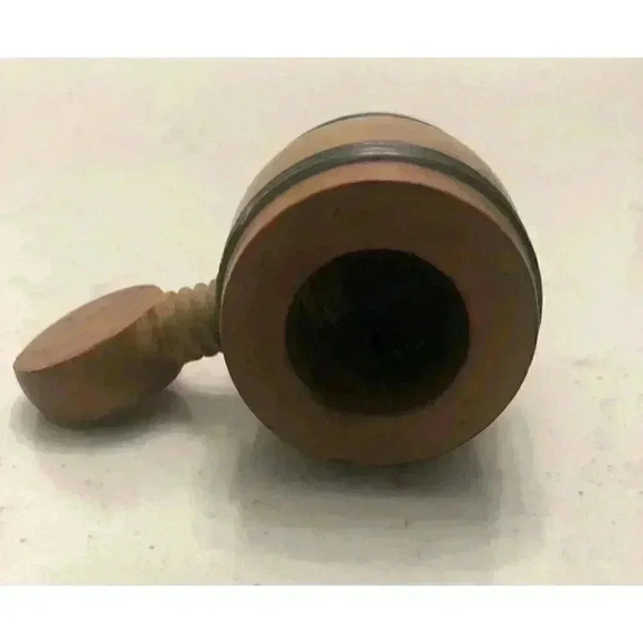 Vintage Wooden Mini Wine Whiskey Barrel Screw Twist Handle Nutcracker Nut - Picture 4 of 4